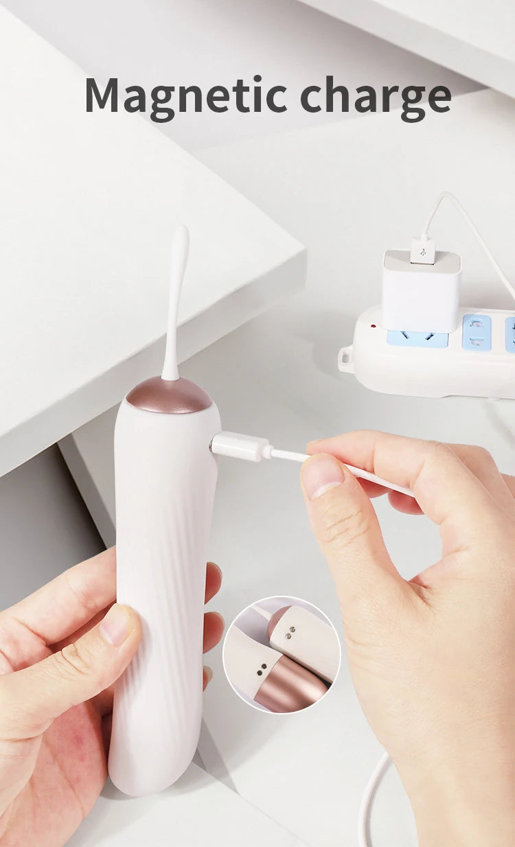 Wowyes Winnie Massager İleri Geri Hareketli Vibratör ve Emiş Güçlü İkili Vibratör