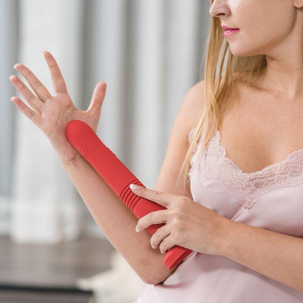 Lovense Gravity Telefon Kontrollü İleri Geri Hareketli Vibratör