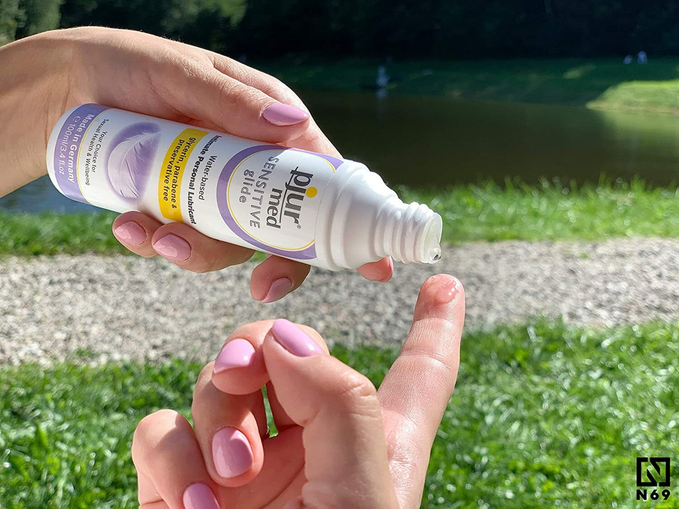 Pjur Med Sensitive Glide Nafer-Based Kayganlaştırıcı Jel 100 Ml.