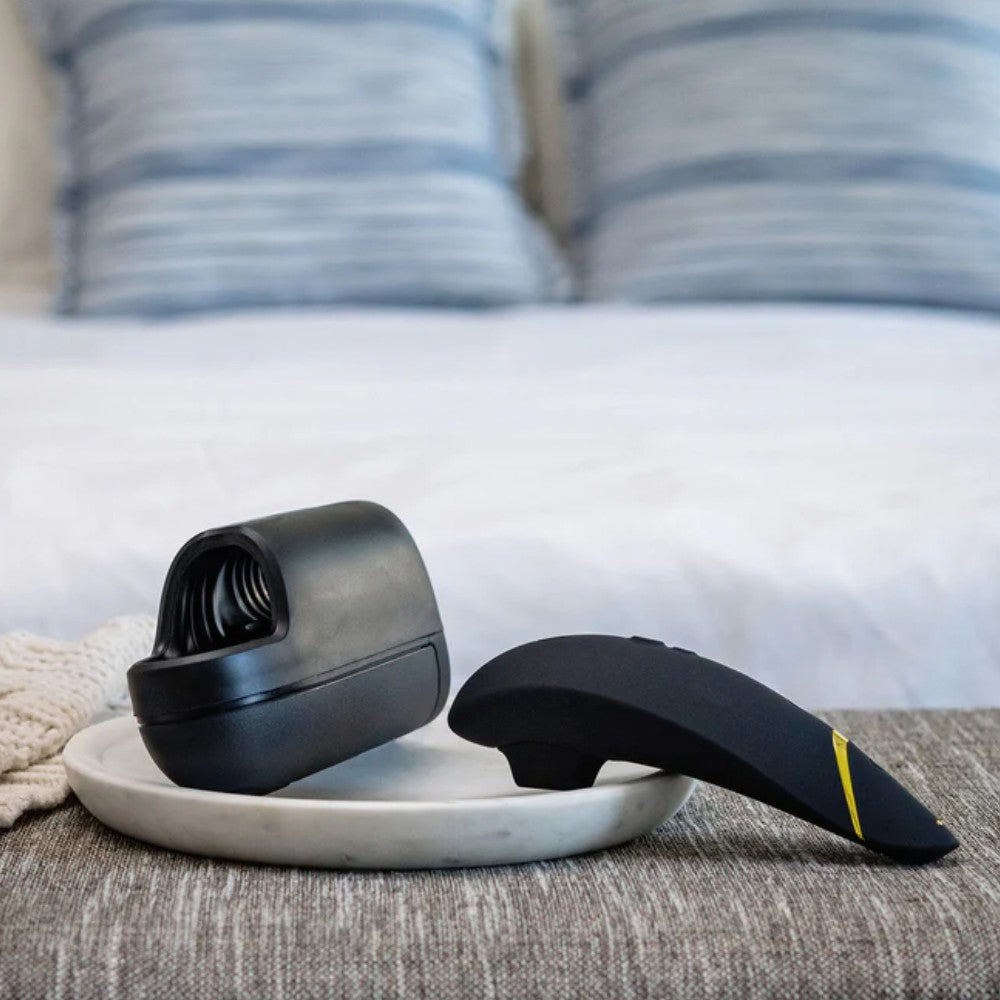 Arcwave Ion Pleasure Air Stroker & Womanizer Premium 2 Pleasure Air Clitoral Stimulator Çiftlere Özel Set